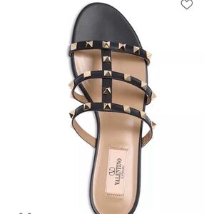 Valentino Garavani Rockstud Slide Sandals